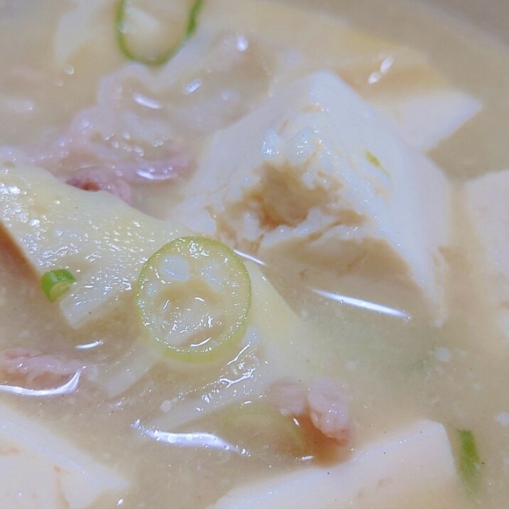 旬のたけのこ入り豚汁